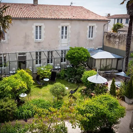 La Maison Douce Hotel