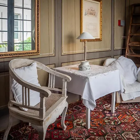 La Maison Douce 3*