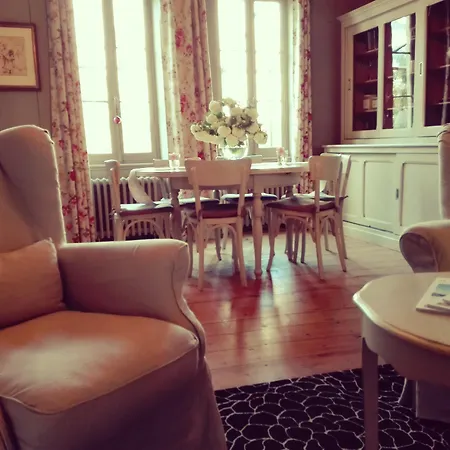 La Maison Douce Szálloda 3*