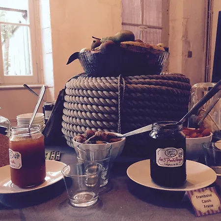 Hotel La Maison Douce 3*