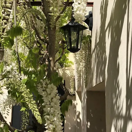 La Maison Douce