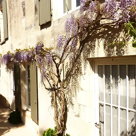 La Maison Douce 3*