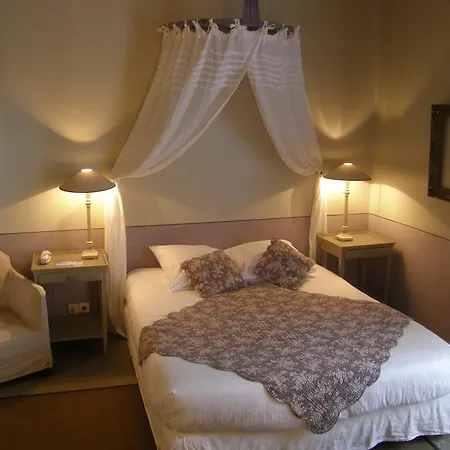 Hotel La Maison Douce 3*