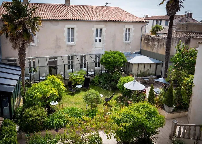 La Maison Douce Hotel