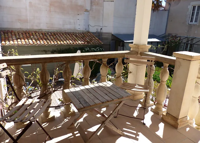 Hotel La Maison Douce